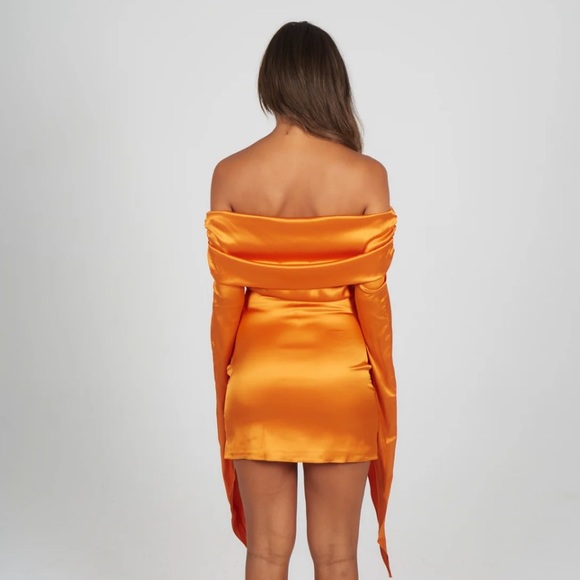 GASELLE & J ORANGE DRESS - Picture 3 of 7